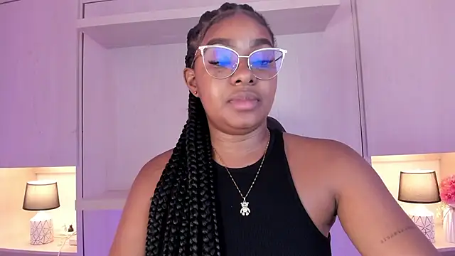 tamaraa smiith online show from September 27, 8:16 pm