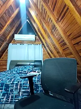 AmbarBurhan online show from April 18, 7:07 pm