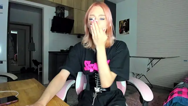  Alice Kitty online show from February 12, 9:00 am