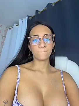 UrNewFantasy online show from June 29, 4:17 pm