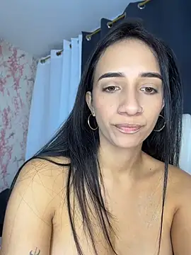 UrNewFantasy online show from July 6, 3:03 pm