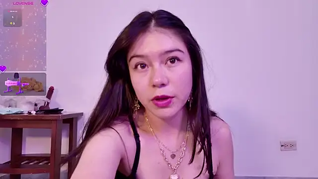 Snapshot of pink_flower_ chatting on September 11, 10:10 pm pink flower online show from September 11, 10:10 pm