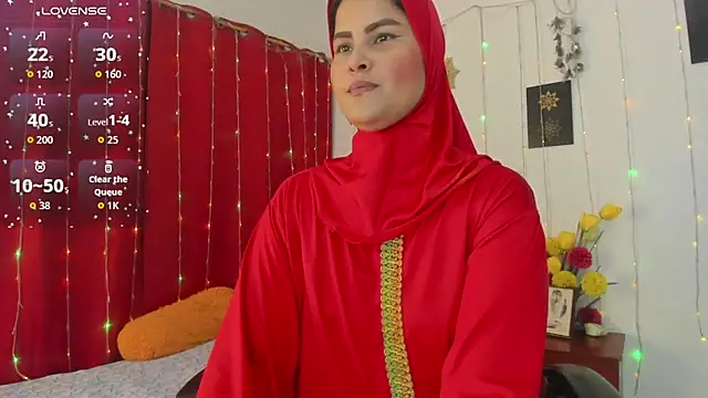 AishaAmin  online show from April 27, 12:13 pm