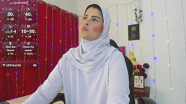 AishaAmin  online show from March 31, 12:38 pm