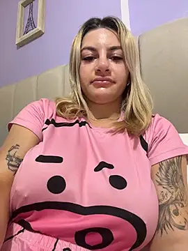 AtheneaRossi online show from April 26, 9:40 am