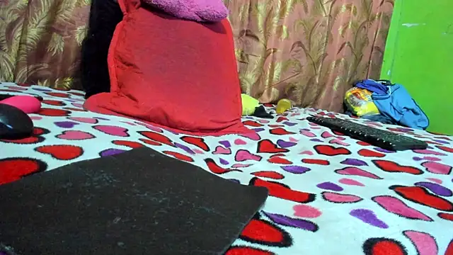 Snapshot of Brenda_Smith69 chatting on October 11, 10:23 pm Brenda Smith69 online show from October 11, 10:23 pm