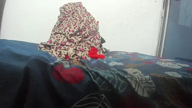 Brenda Smith69 online show from January 16, 1:45 am