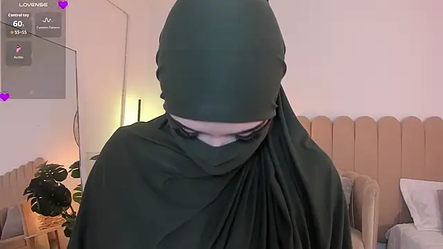 anna-henao online show from April 21, 8:05 pm