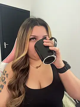 SweetPaige  online show from June 8, 12:39 pm