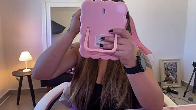 SweetPaige  online show from April 22, 4:59 pm