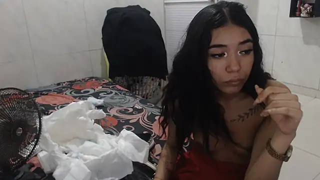 Triogirlhorny  online show from July 4, 6:20 am