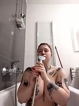 divine eve online show from April 21, 10:22 am