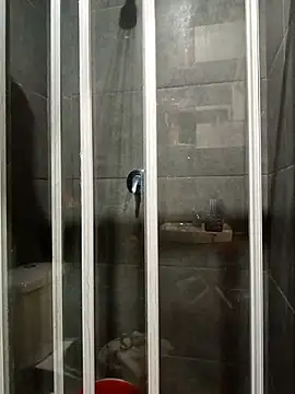 Ms  JOJO online show from October 3, 8:36 pm