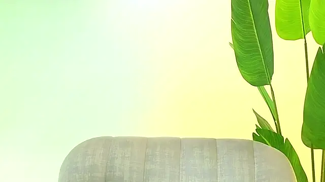 LinnaGardenia online show from April 25, 1:41 pm