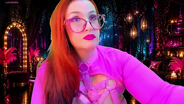 helenas fantasy online show from April 30, 2:39 am