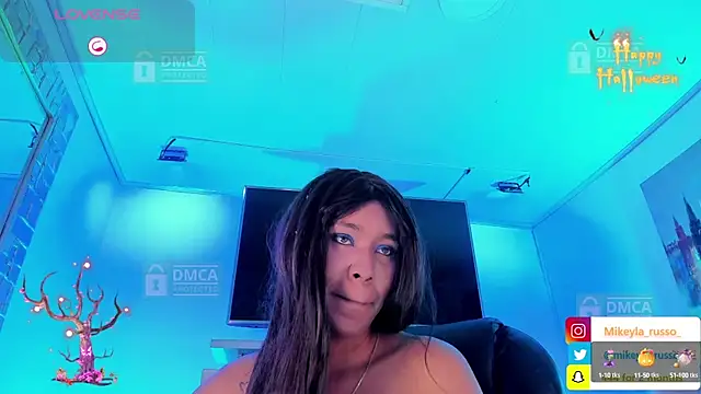 Mikeyla-Russo online show from October 6, 9:08 pm