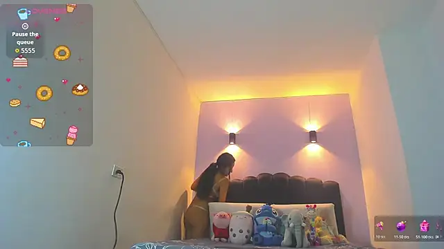 Sofia Clauss  online show from December 19, 3:10 am