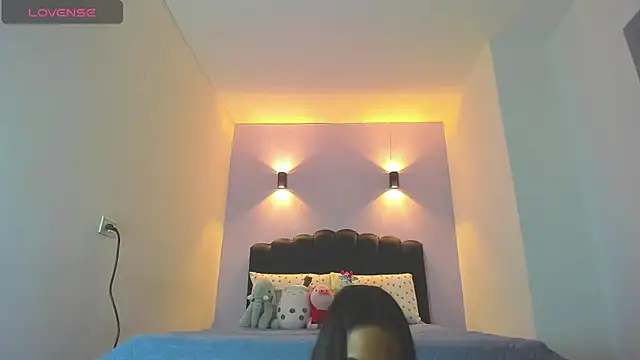 Sofia Clauss  online show from November 12, 2:20 am