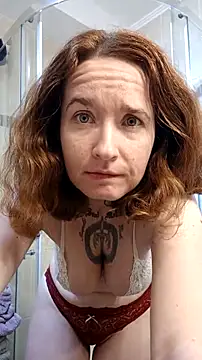 Snapshot of Sexygoth91 chatting on October 16, 8:17 am Sexygoth91 online show from October 16, 8:17 am