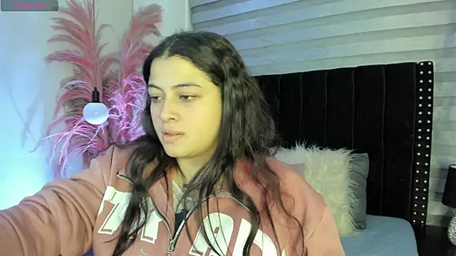 Snapshot of Sofiia-Rubb chatting on September 12, 4:46 am Sofiia-Rubb online show from September 12, 4:46 am