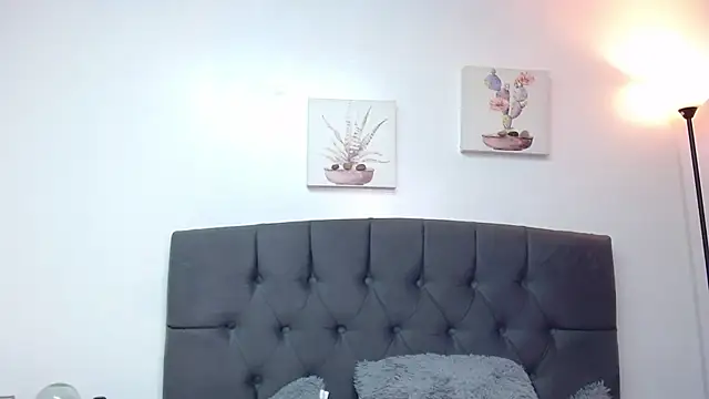 candy lux  online show from September 19, 9:36 pm