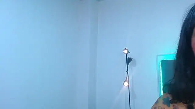 candy lux  online show from October 18, 8:10 pm