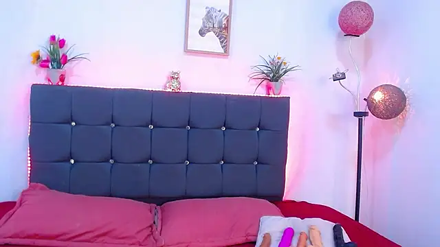 candy lux  online show from July 31, 6:42 pm