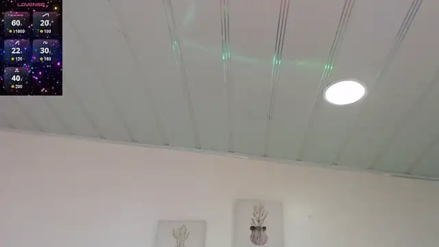 candy lux  online show from April 22, 4:04 pm