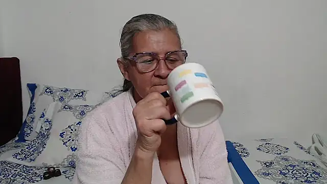 candy mature  online show from April 26, 1:47 am