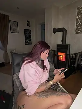 AileenInkOfficial online show from April 14, 6:41 pm