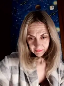 Tanya6547 online show from April 12, 6:11 pm