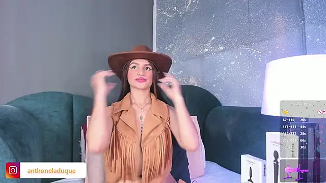 AnthonelaDuque online show from January 12, 12:43 pm