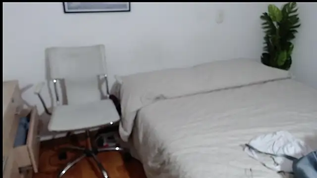 hanny 505 online show from April 7, 8:33 pm