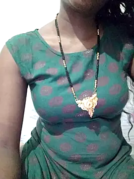 rituporna2004 online show from September 10, 4:51 pm