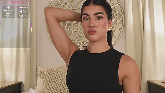 Antonellaparis  online show from October 17, 2:26 am