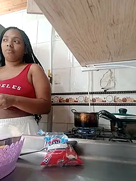 lia mariana online show from November 11, 5:54 pm