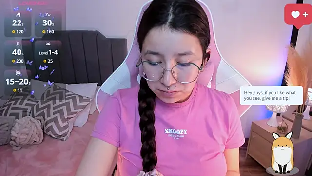 Amy joones online show from April 23, 12:29 pm