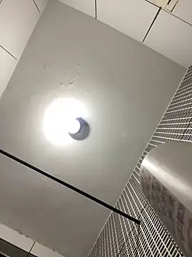 couple shy online show from March 26, 4:25 am