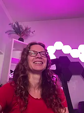 AnnikaRose online show from April 23, 9:50 am