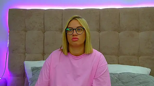 MariaNeumann online show from November 12, 6:22 am