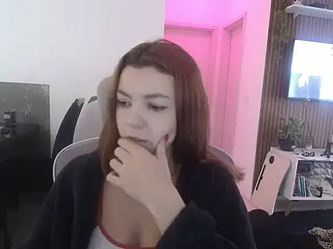 Snapshot of HotRuiva chatting on October 10, 7:08 pm HotRuiva online show from October 10, 7:08 pm