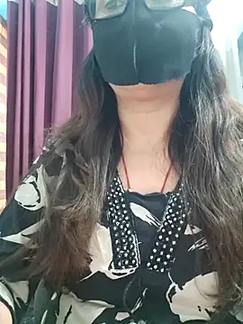 Aishwaryaa 69 online show from April 18, 7:44 am