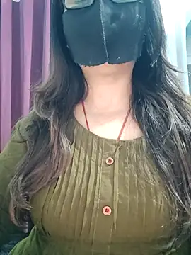 Aishwaryaa 69 online show from April 1, 1:34 pm