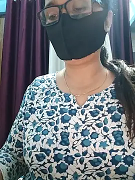 Aishwaryaa 69 online show from October 2, 11:37 am