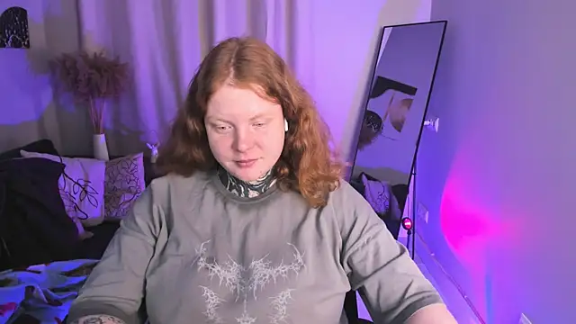 Cassie xKiss online show from April 22, 8:50 pm