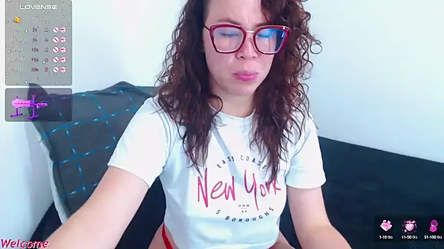 SharonR1 online show from September 21, 1:15 am