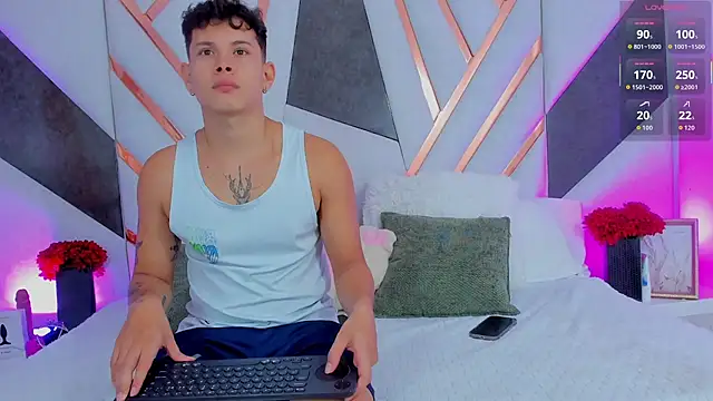 its liam18 online show from November 29, 1:31 am