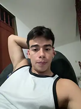 its liam18 online show from December 20, 11:31 pm