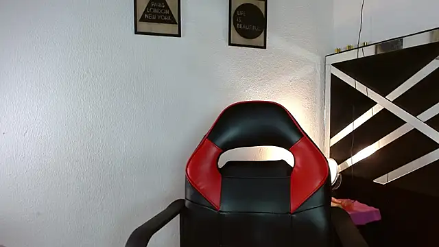 elizabeth mature23 online show from November 14, 1:00 pm