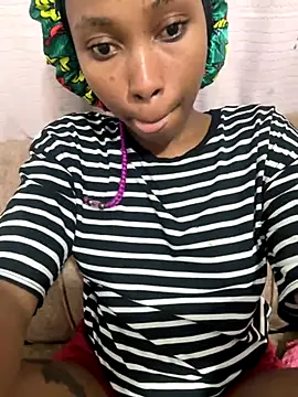 Snapshot of NASTY_BOBO chatting on October 17, 9:40 pm NASTY BOBO online show from October 17, 9:40 pm